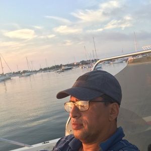 Meet your Posher, Edesio